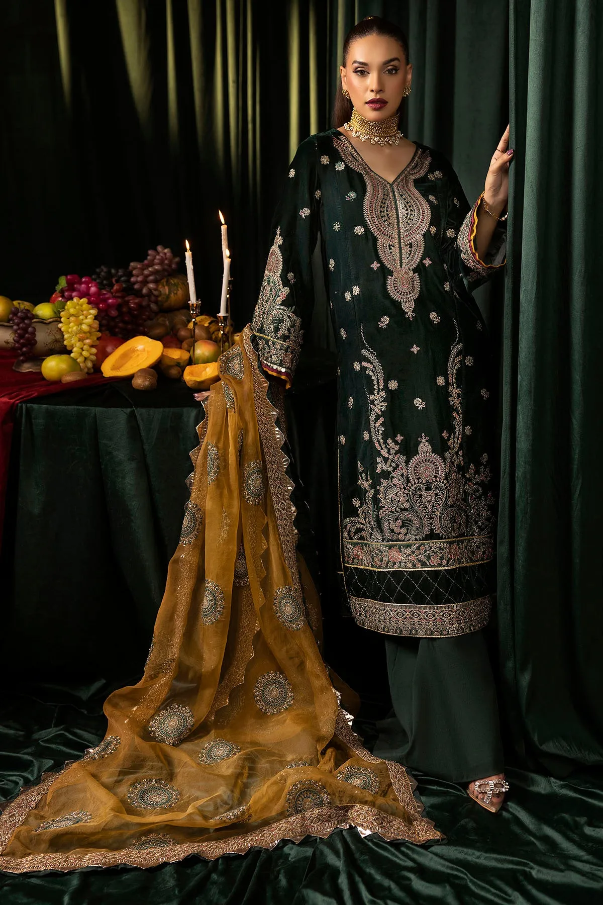 5094-YUMNA EMBROIDERED VELVET UNSTITCHED