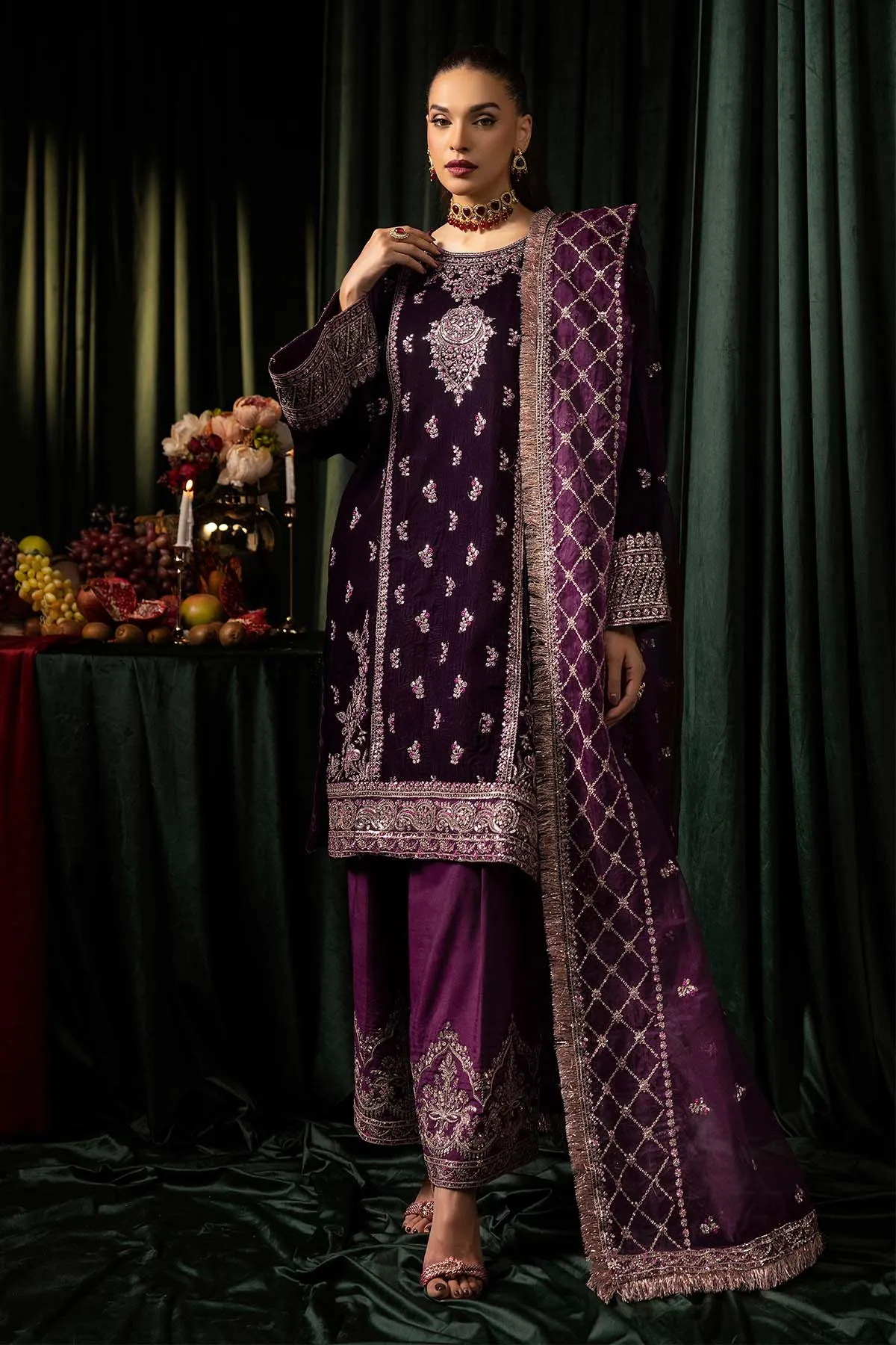 5095-MAZNEEN EMBROIDERED VELVET UNSTITCHED