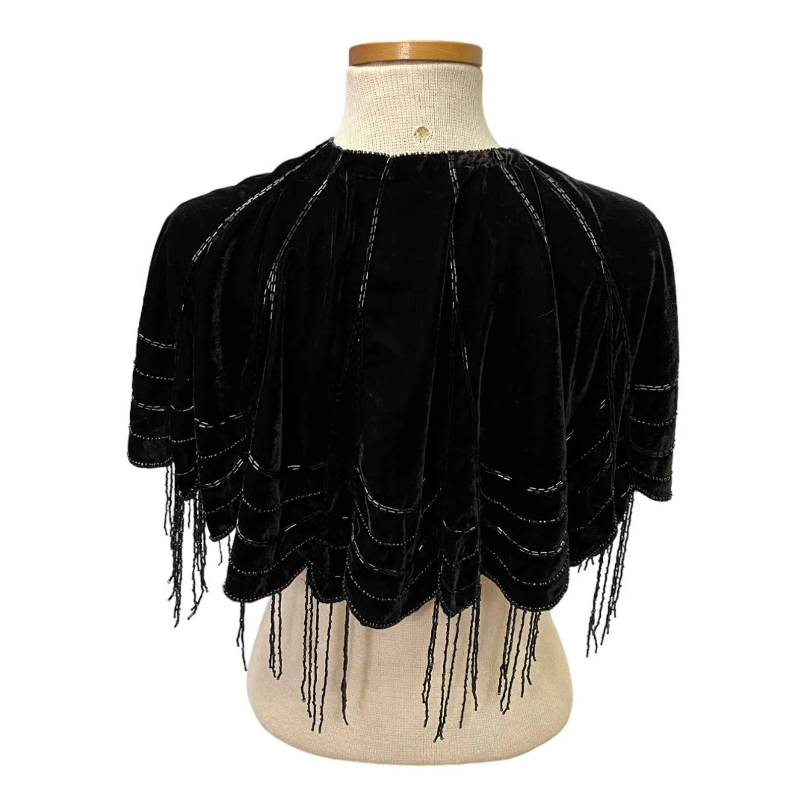 Anthropologie Velvet Beaded Capelet Cape One Size Black New