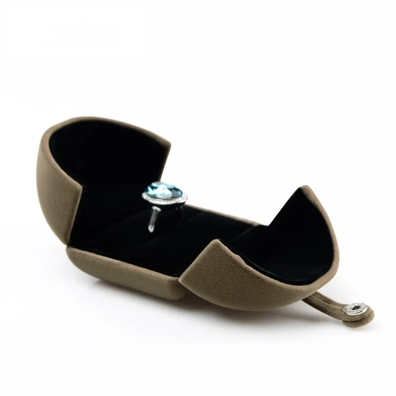 Coffee Velvet Necklace Pendant Gift Box H00902