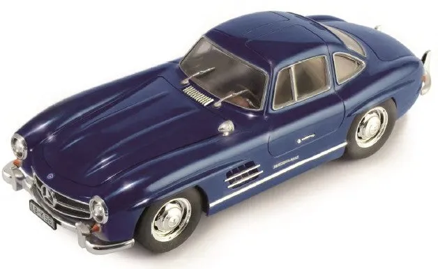 Italeri Model Cars 1/24 Mercedes Benz 300SL Gull Wing Car Kit